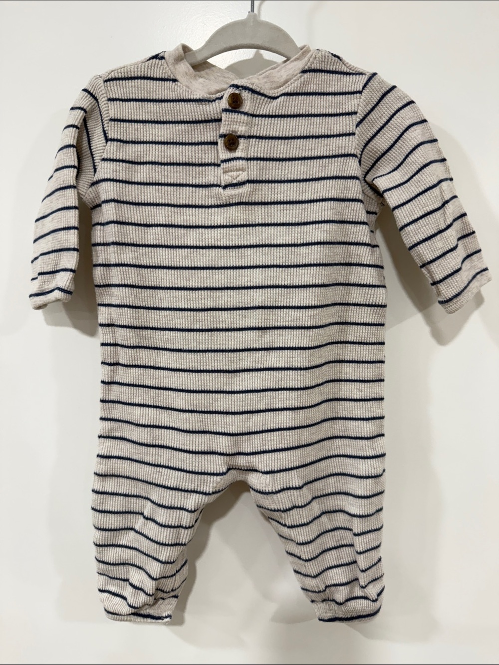 Old Navy Striped Cotton Baby One-Piece Romper Cream & Navy 3-6M